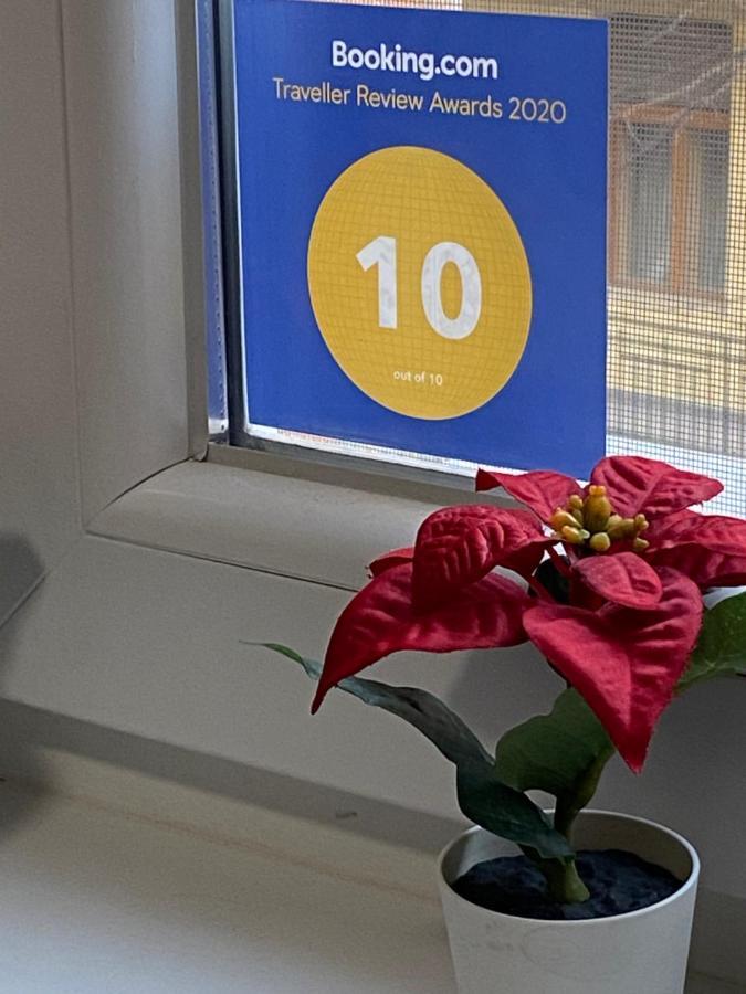 Dora Apartment Near Buda Castle With Parking! Budapeste Exterior foto