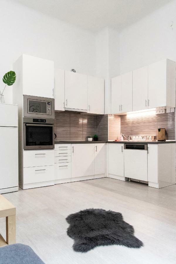 Dora Apartment Near Buda Castle With Parking! Budapeste Exterior foto