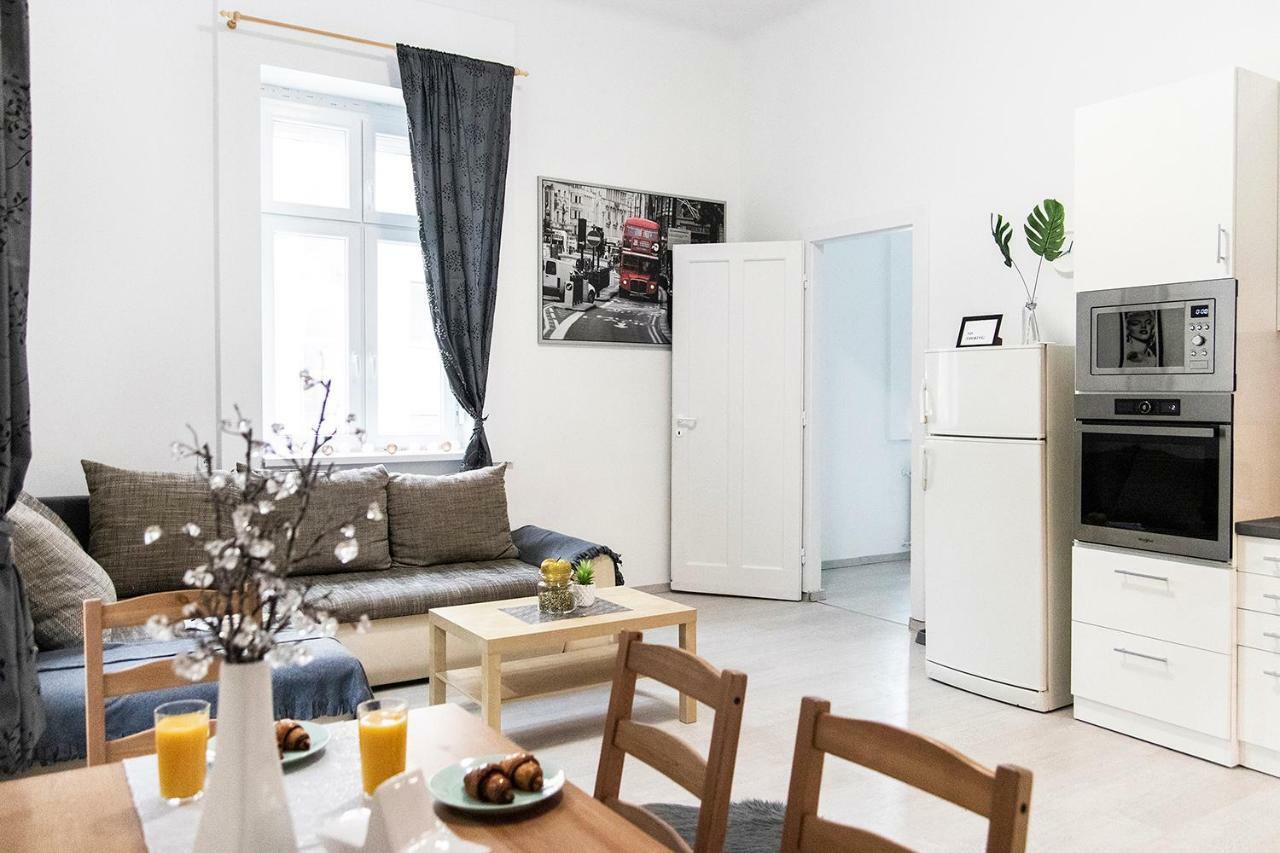 Dora Apartment Near Buda Castle With Parking! Budapeste Exterior foto