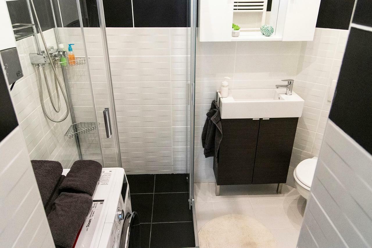 Dora Apartment Near Buda Castle With Parking! Budapeste Exterior foto