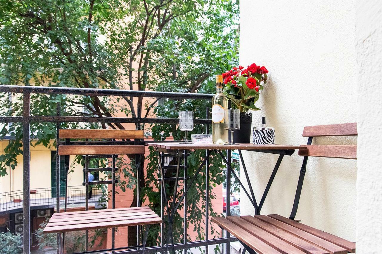 Dora Apartment Near Buda Castle With Parking! Budapeste Exterior foto
