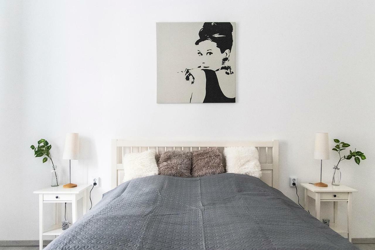 Dora Apartment Near Buda Castle With Parking! Budapeste Exterior foto